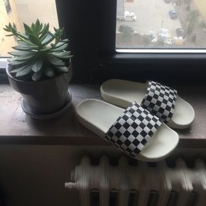 Vans Checkerboard Slide-Ons